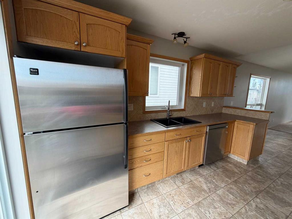 Fifth View of 157 Oswald Close , Oriole Park West, Red Deer, Alberta, T4P 0C1