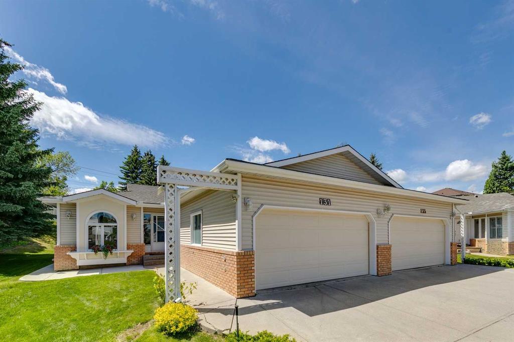 Third View of 131 Shawnee Manor SW, Shawnee Slopes, Calgary, Alberta, T2Y1W7