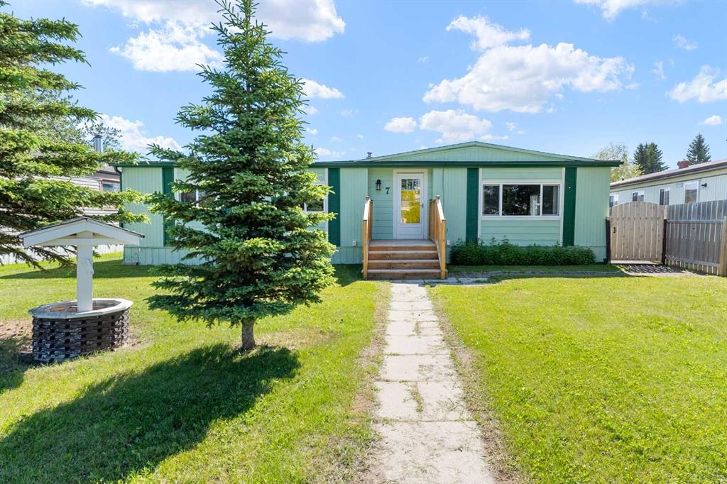 7 Tamarack Crescent NW, A2323159, Alberta,