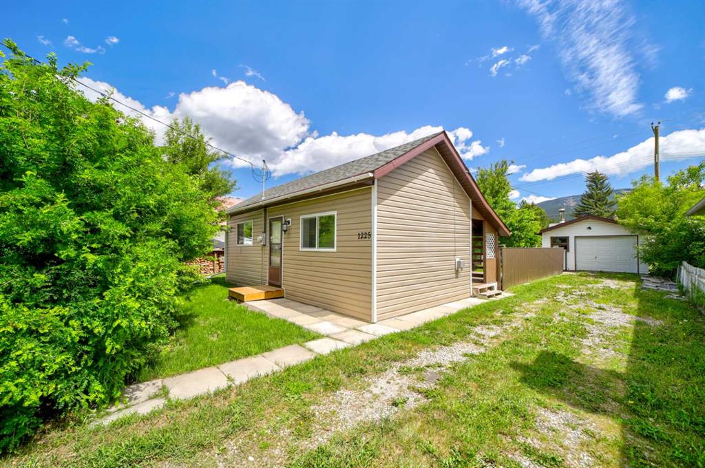 1225 84 Street , A2323175, Alberta,