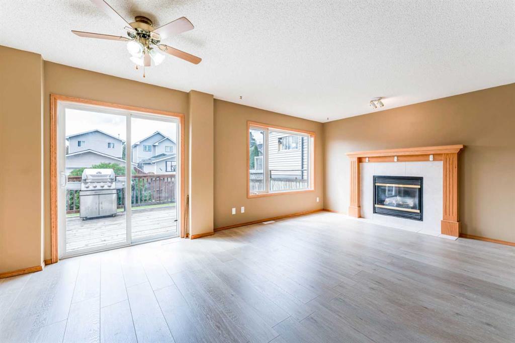 Fifth View of 59 Erin Grove SE, Erin Woods, Calgary, Alberta, T2B 3L1
