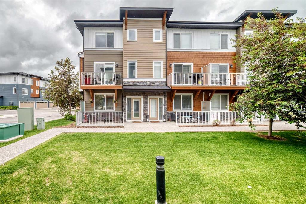 30, 111 Rainbow Falls Gate , A2323260, Alberta,