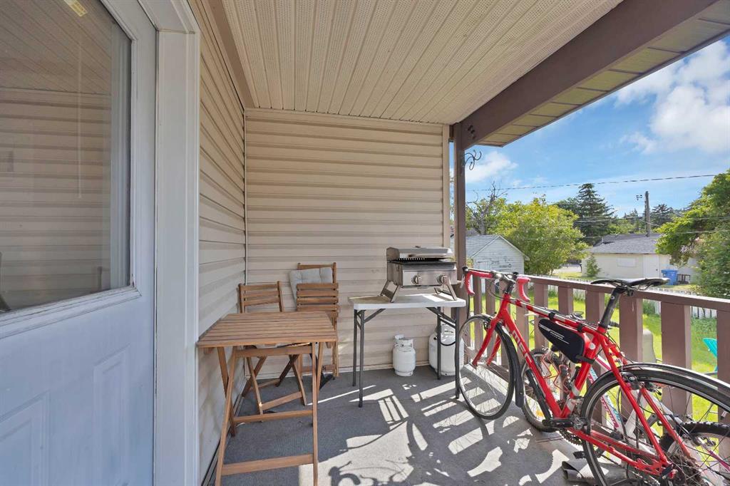 Fifth View of 1727 12 Avenue SW, Sunalta, Calgary, Alberta, T3C 0R5