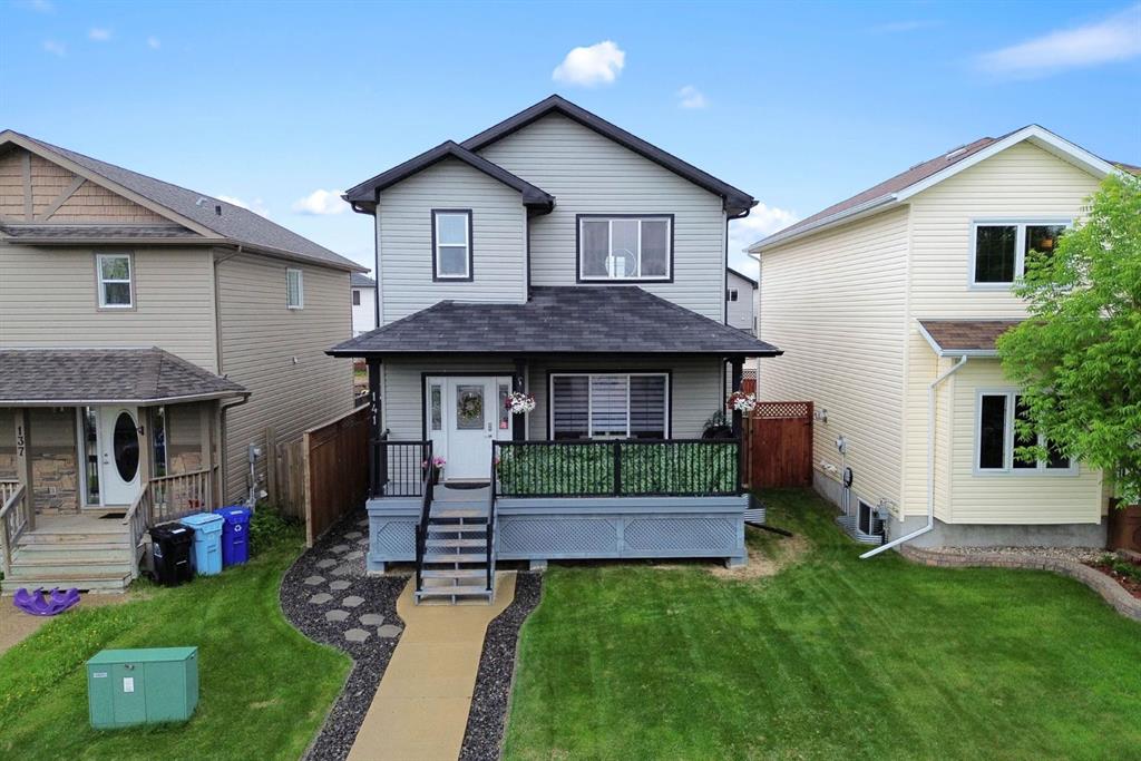 141 Honeysuckle Way , A2323359, Alberta,
