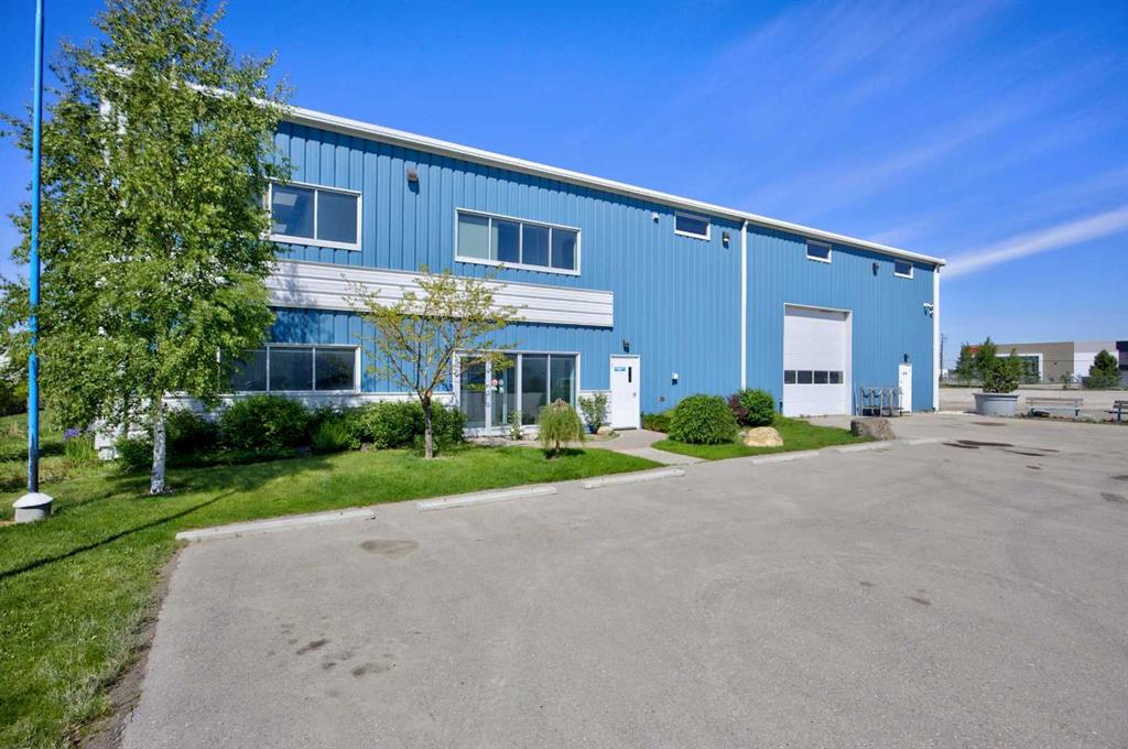 240086 Frontier Crescent , A2323395, Alberta,