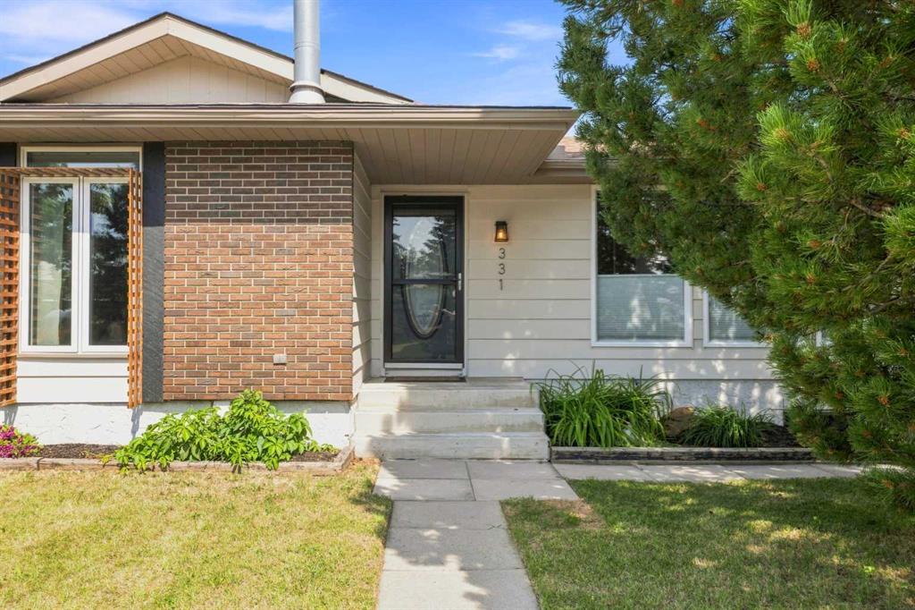Third View of 331 Queensland Circle SE, Queensland, Calgary, Alberta, T2J 4E3