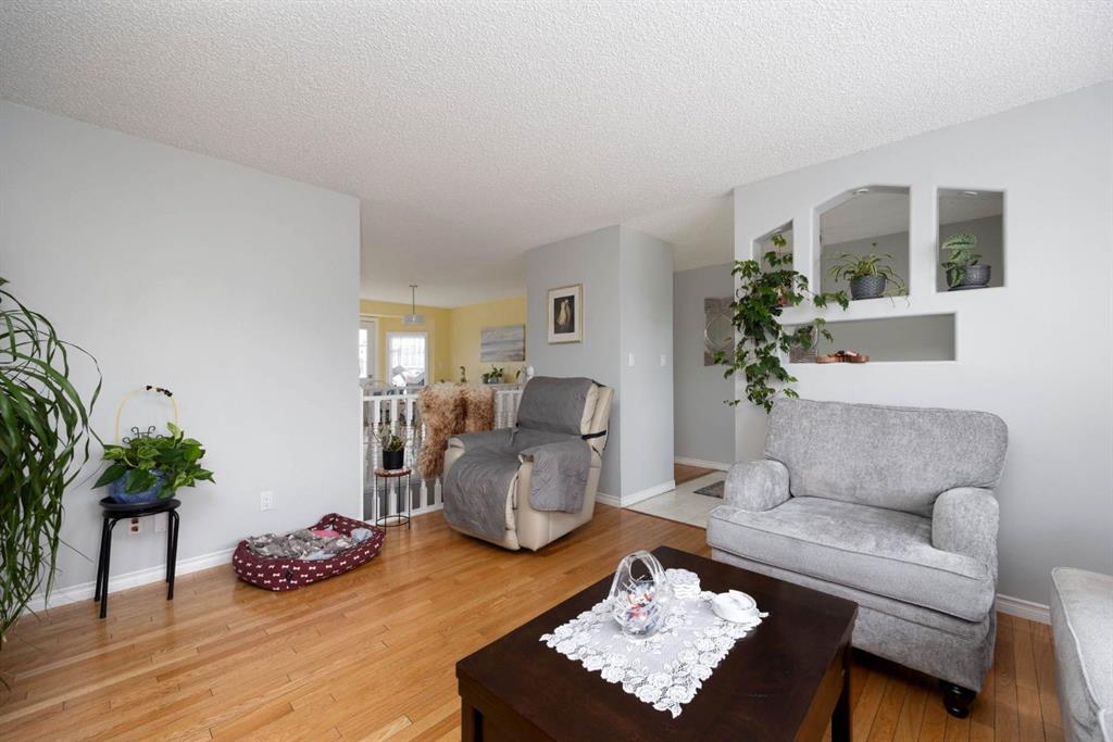 Fifth View of 161 Beaton Place , Timberlea, Fort McMurray, Alberta, t9k2b4