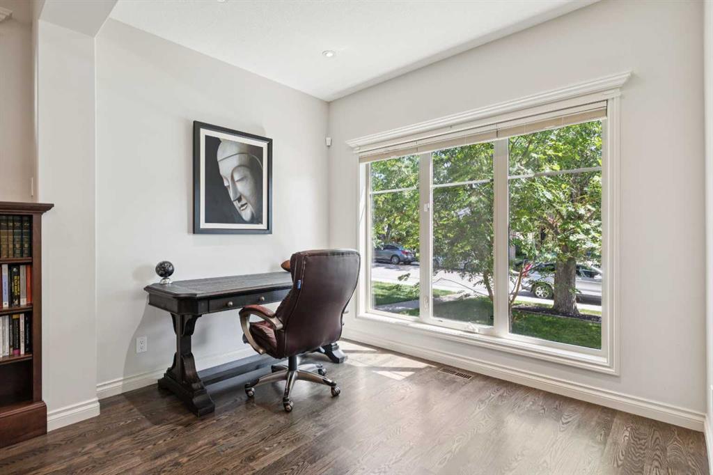Third View of 1723 31 Street SW, Shaganappi, Calgary, Alberta, T3C 1N2