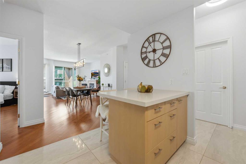 Fifth View of 1408, 804 3 Avenue SW, Eau Claire, Calgary, Alberta, T2P0G9