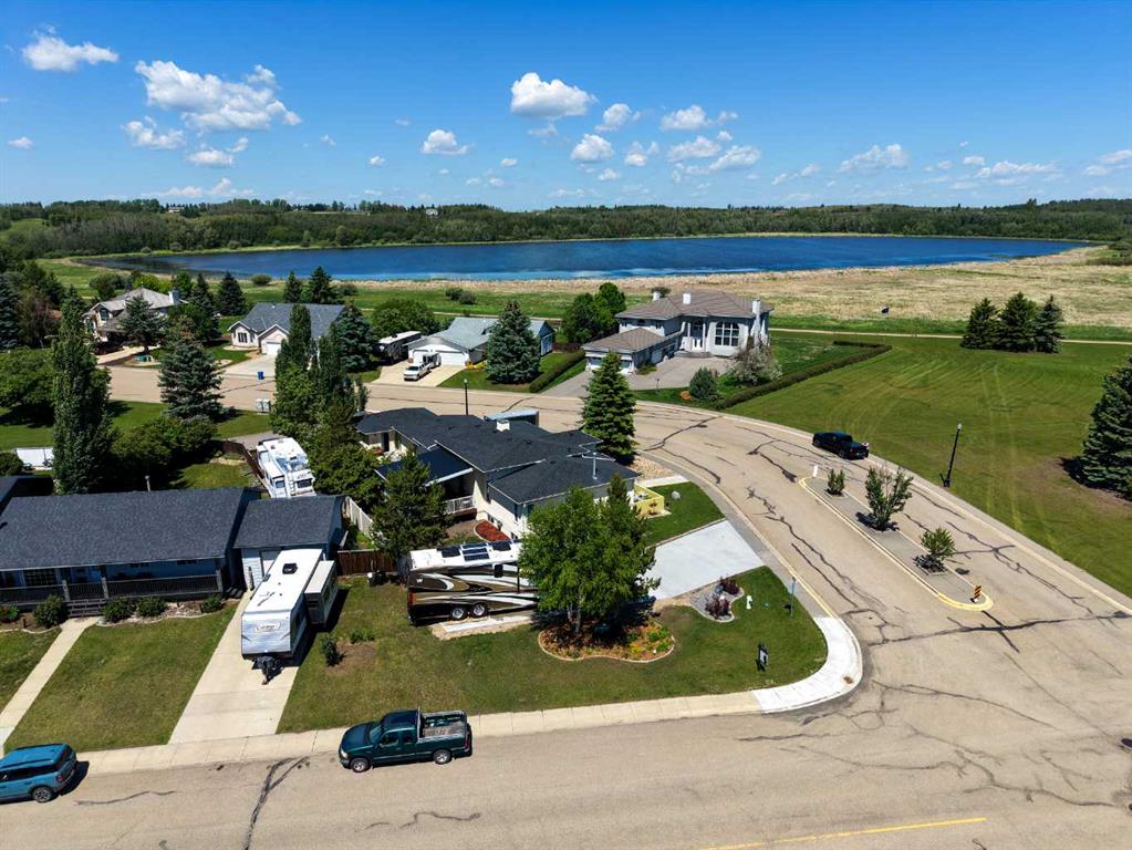 Fourth View of 6001 47 Street , Napoleon Lake, Innisfail, Alberta, T4G1L3