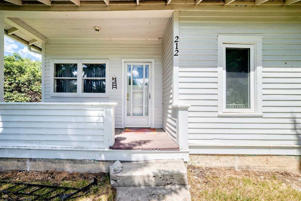 Third View of 212 5 Avenue , Downtown_Strathmore, Strathmore, Alberta, T1P 1B7