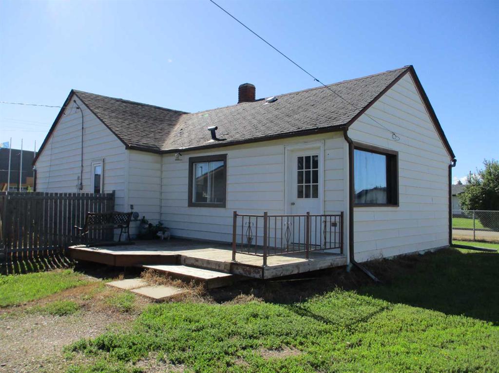 Third View of 322 7th Avenue SE, NONE, Manning, Alberta, T0H 2M0