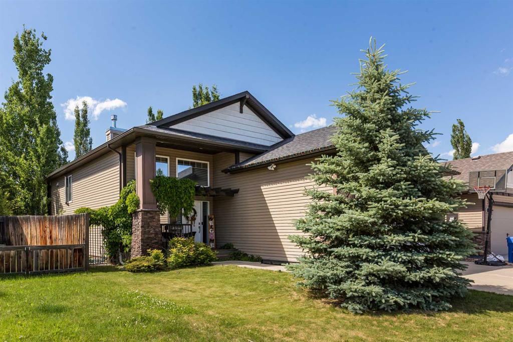 Third View of 8 Riverton Crescent W, Riverstone, Lethbridge, Alberta, T1K 5P3