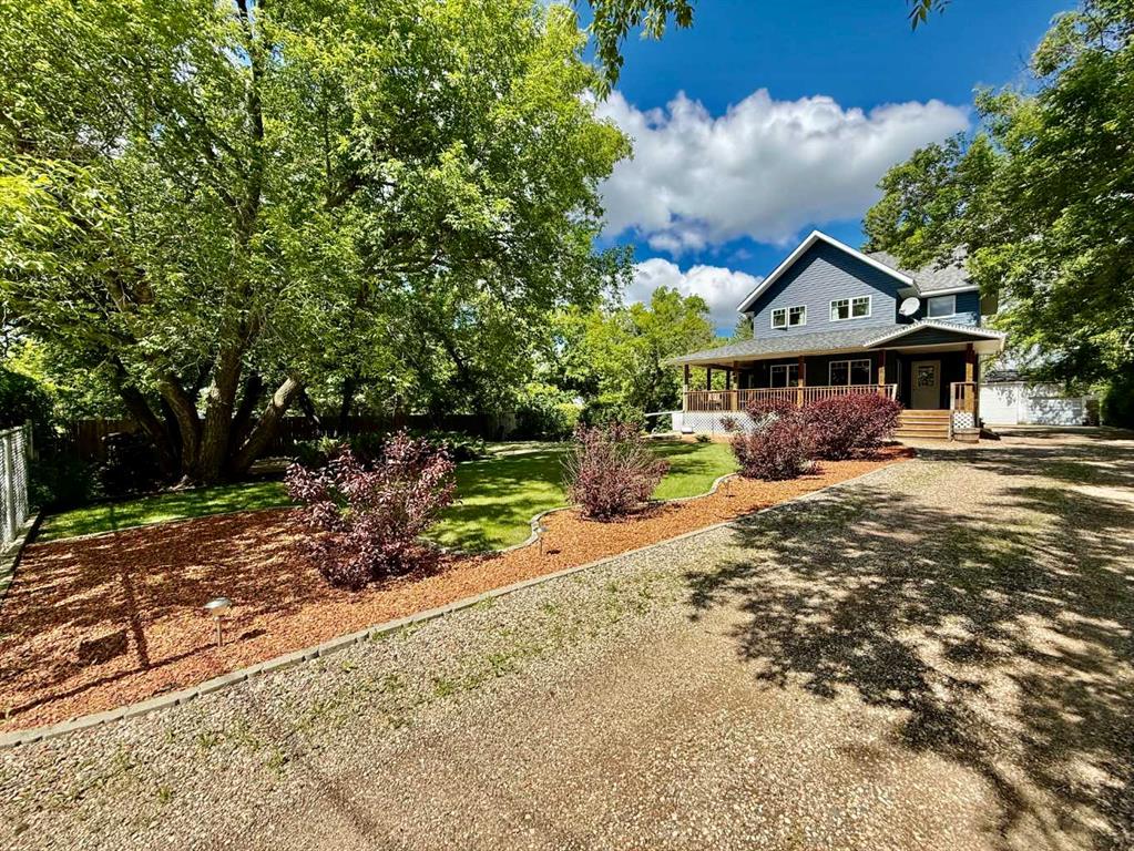 Second View of 240 Broad Street , Metiskow, Metiskow, Alberta, T0B 3A0