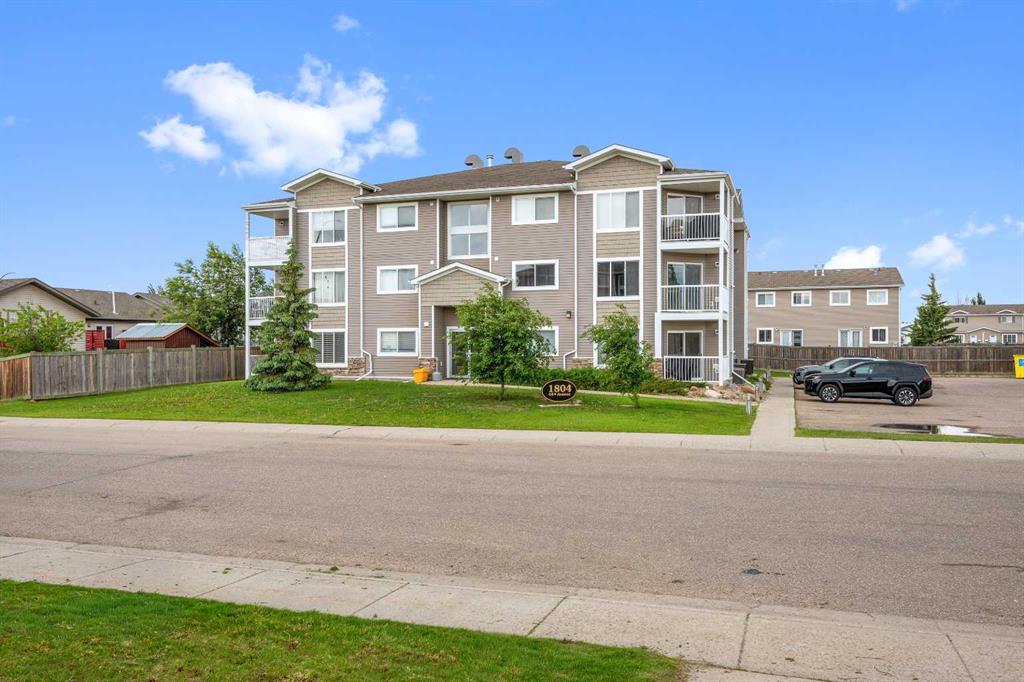 104, 1804 48 Avenue , A2323701, Saskatchewan,