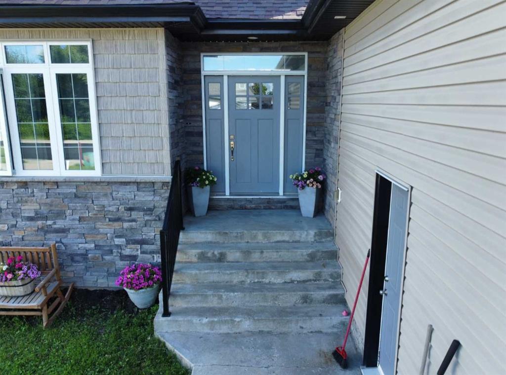 Fourth View of 805 7 Avenue , NONE, Fox Creek, Alberta, t0h1p0