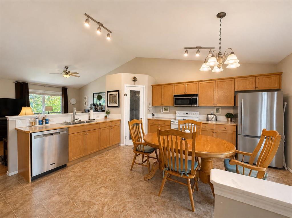 Fifth View of 5109 42 Street , NONE, Olds, Alberta, T4H1X1