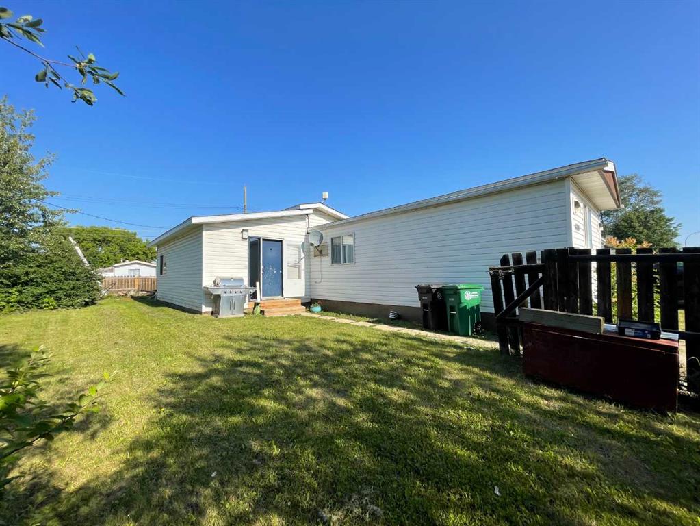 Third View of 9908 106 Street , NONE, High Level, Alberta, T0H 1Z0
