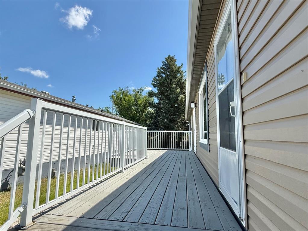 Fifth View of 144 Birch Street W, Sunnylea, Brooks, Alberta, T1R 1H8