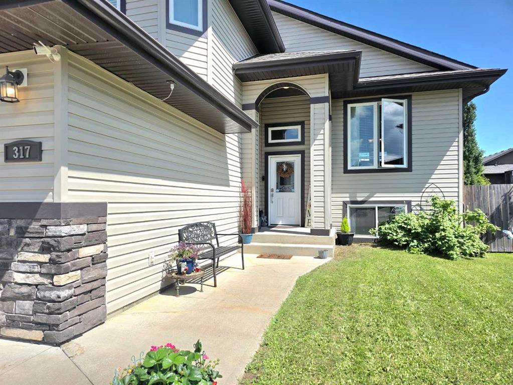 Third View of 317 12 Street  SE, NONE, Slave Lake, Alberta, T0G 2A3
