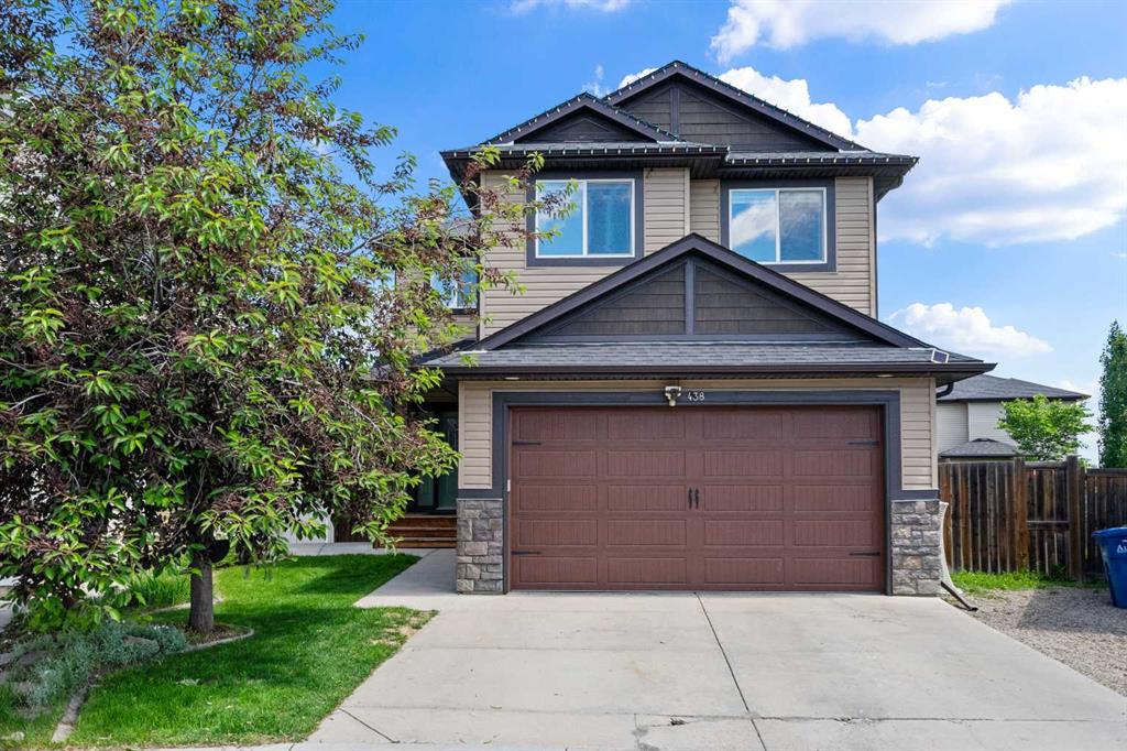 438 Luxstone Green SW, A2323771, Alberta,