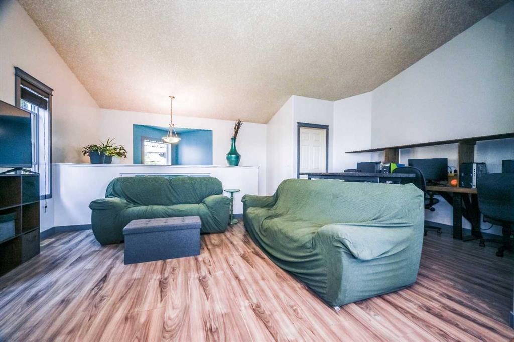 Fifth View of 11217 69 Avenue , Pinnacle Ridge, Grande Prairie, Alberta, T8W 0E1