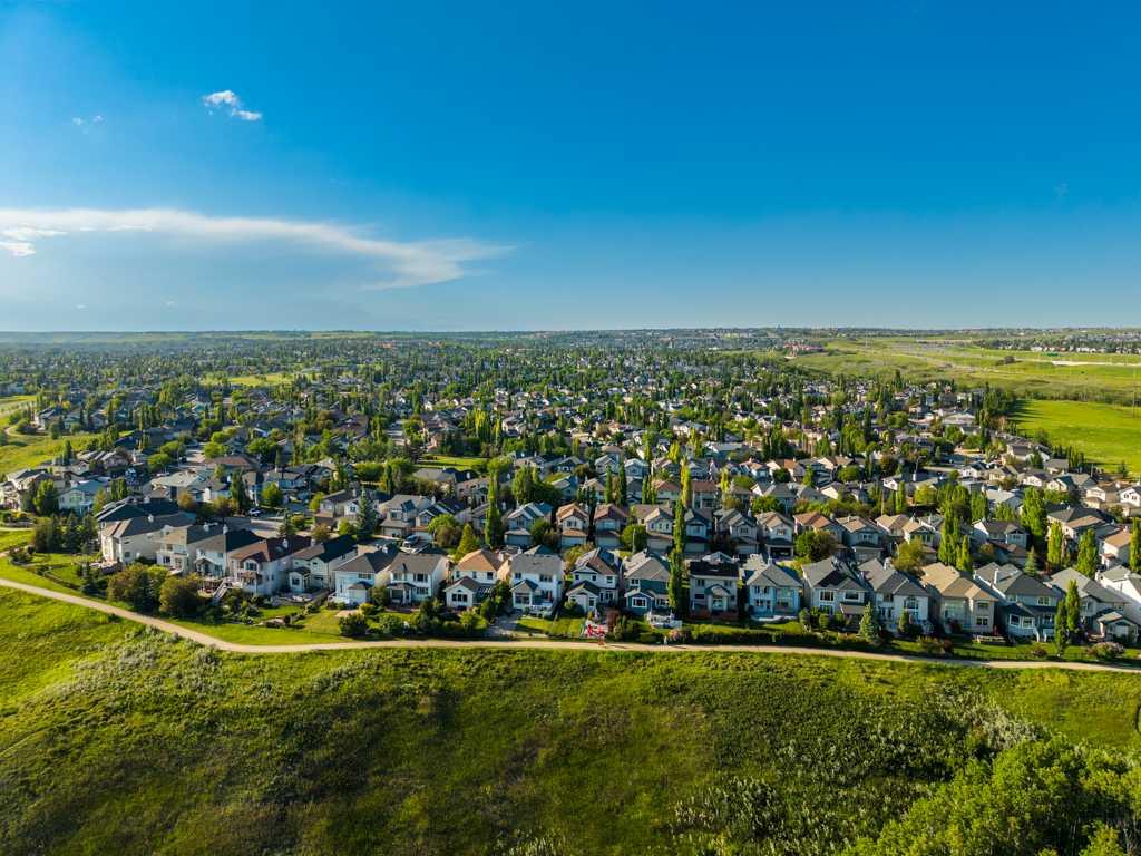 Fourth View of 126 Tuscany Ravine Close NW, Tuscany, Calgary, Alberta, T3L 2Y5