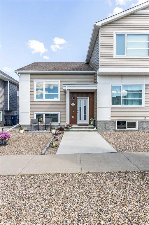 111 Somerside Road SE, A2324072, Alberta,