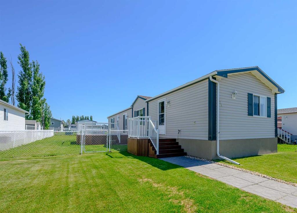 524 Stewart Street , A2324094, Alberta,