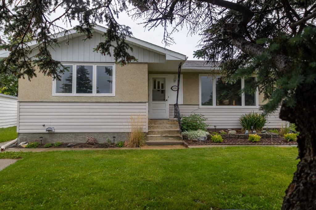 606 6 Avenue W, A2324106, Alberta,