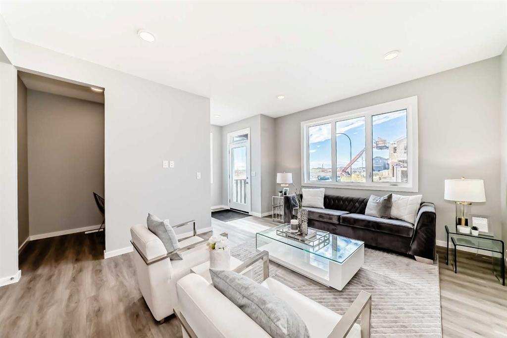 Fifth View of 58 Sora Gardens SE, Hotchkiss, Calgary, Alberta, T3S 0V3