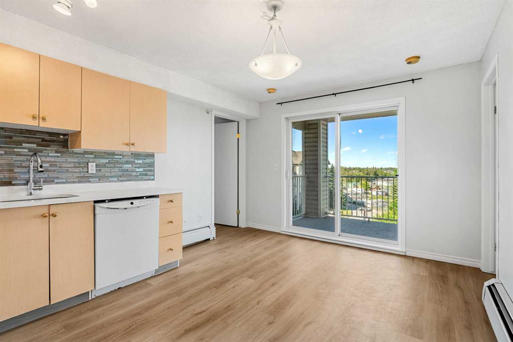 Fourth View of 425, 1717 60 Street SE, Red Carpet, Calgary, Alberta, T2A7Y7