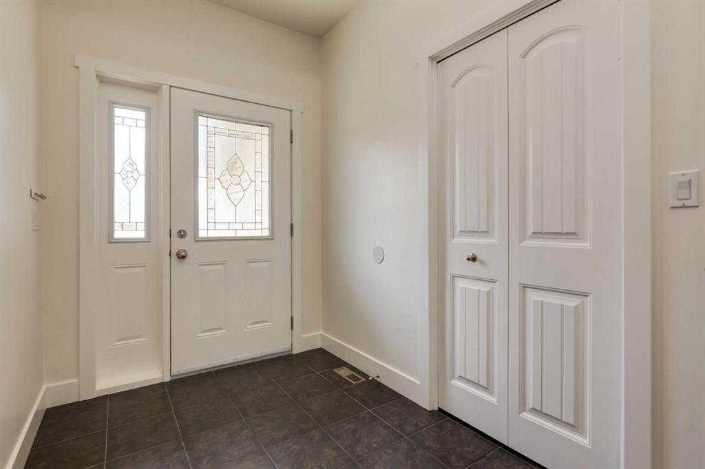 Third View of 156 CAMDEN Court , Cambridge Glen, Strathmore, Alberta, T1P 1Y1