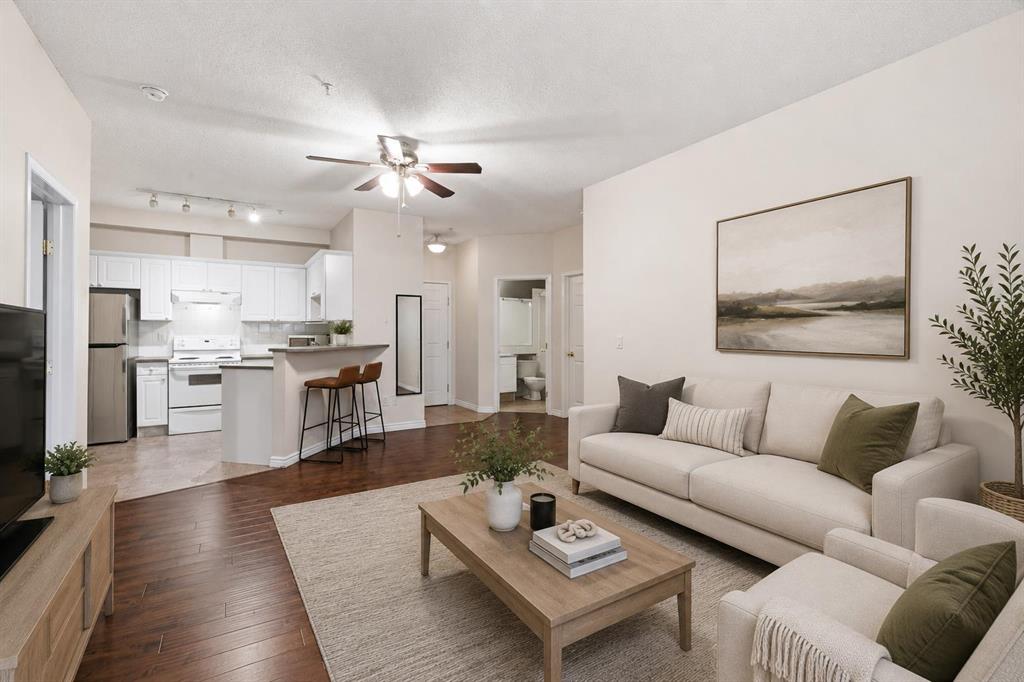 Second View of 103, 126 14 Avenue SW, Beltline, Calgary, Alberta, T2R 0L9
