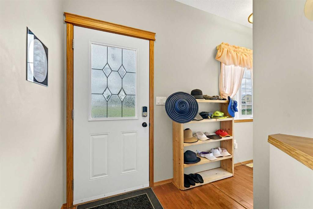 Fifth View of 305 5 Avenue SW, NONE, Redcliff, Alberta, T0J 2P2
