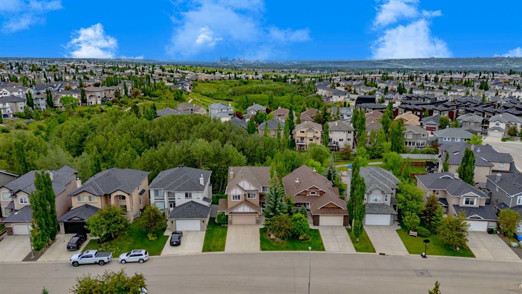 Fifth View of 77 Royal Highland Road NW, Royal Oak, Calgary, Alberta, T3G 4Y4