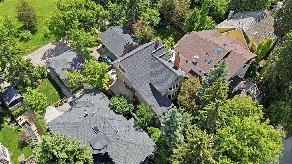 Second View of 615 Crescent Boulevard SW, Elboya, Calgary, Alberta, T2S 1K8