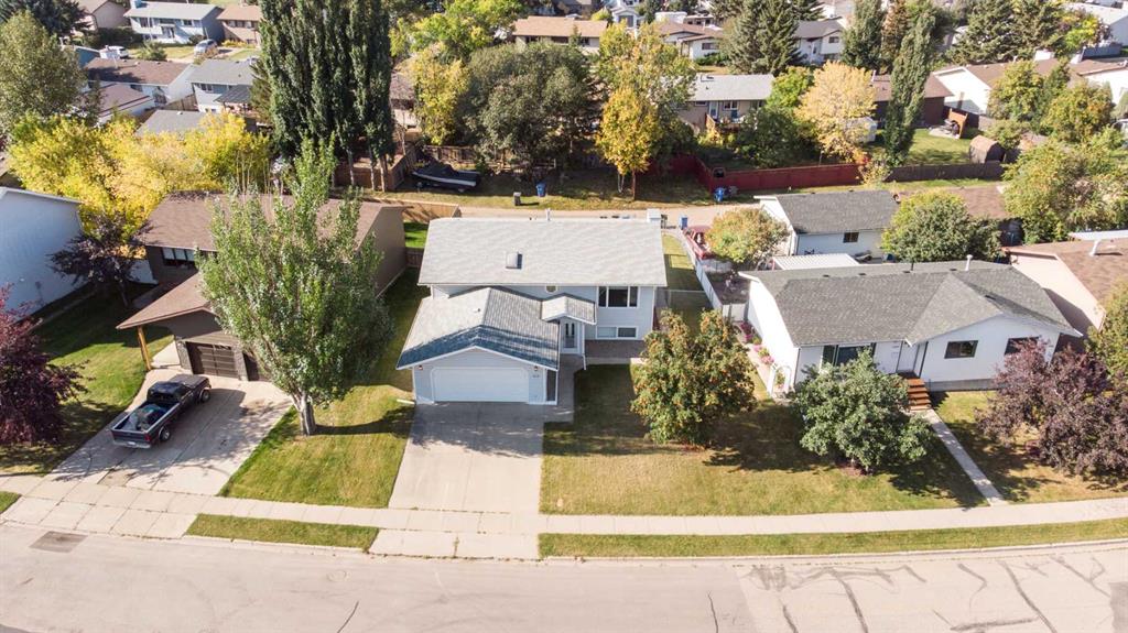 Third View of 5319 37 Street , Margodt, Innisfail, Alberta, T4G 1G4