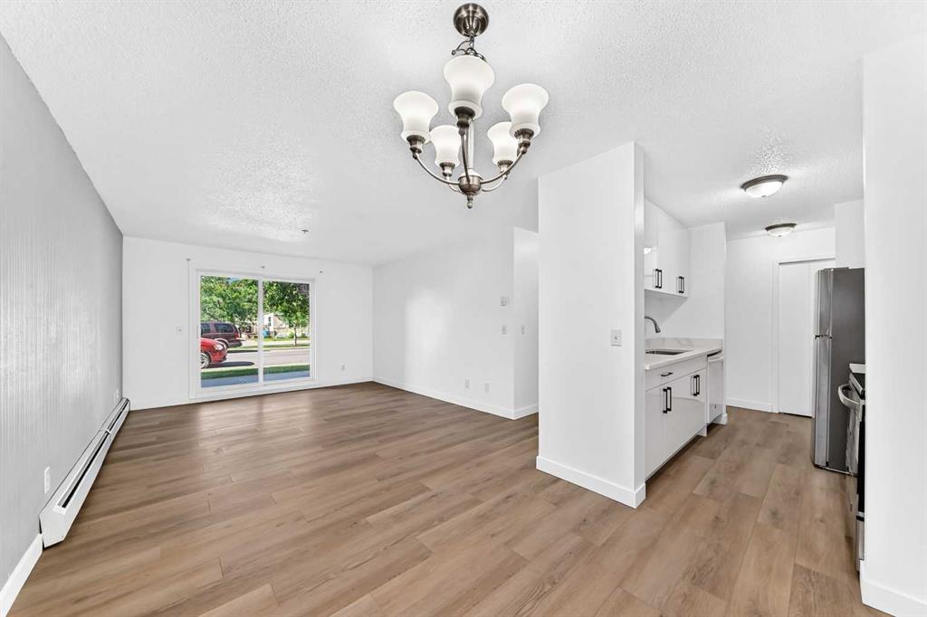 Fifth View of 2110, 6224 17 Avenue SE, Red Carpet, Calgary, Alberta, T2A 7X8