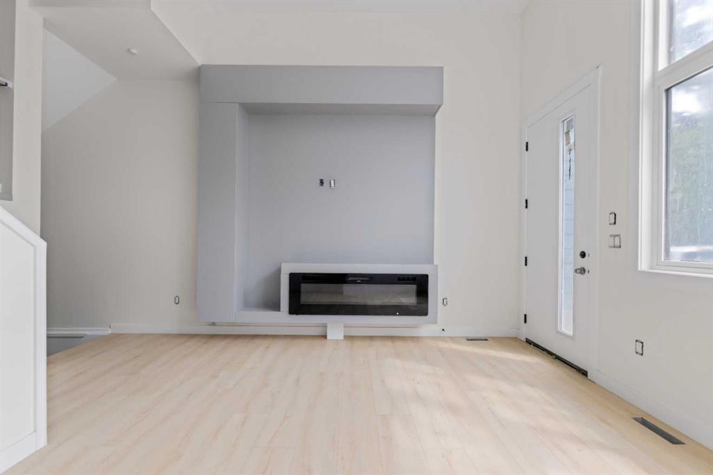 Fourth View of 2020 12 Avenue SW, Sunalta, Calgary, Alberta, T3C 0S1