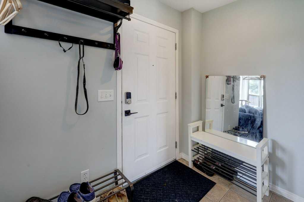 Third View of 8034 24 Street SE, Ogden, Calgary, Alberta, T2C 0Z3