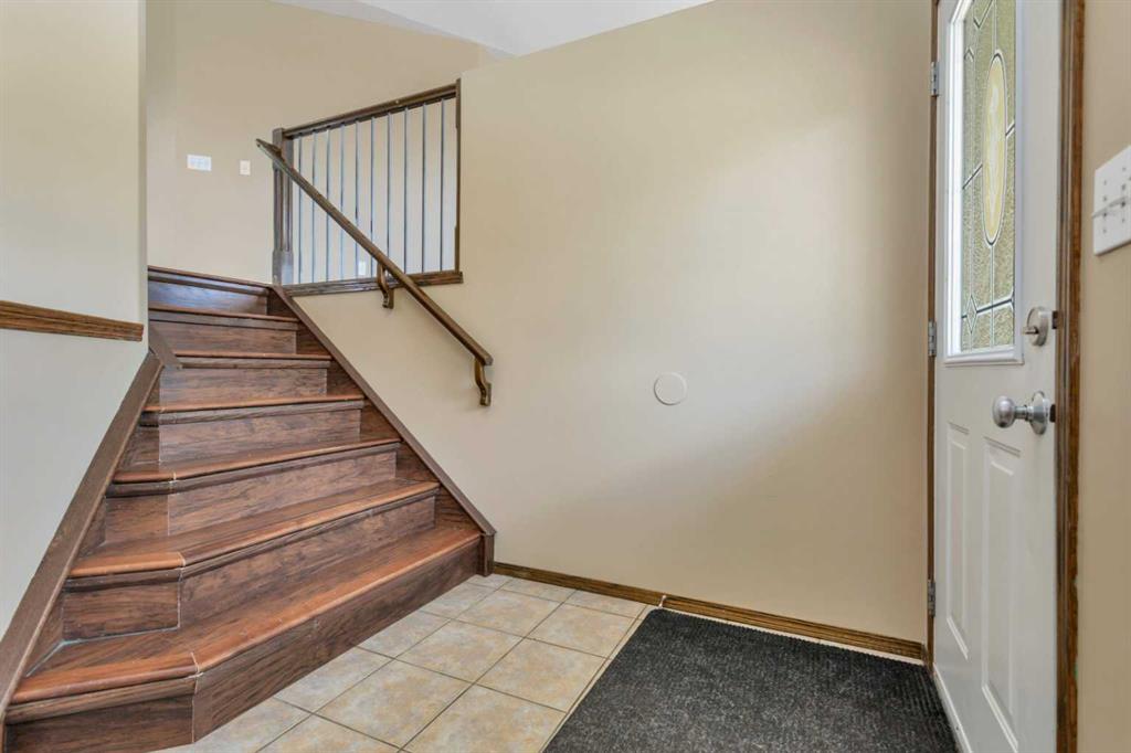 Fourth View of 80 Hinshaw Drive , Hewlett Park, Sylvan Lake, Alberta, T4S 2P1