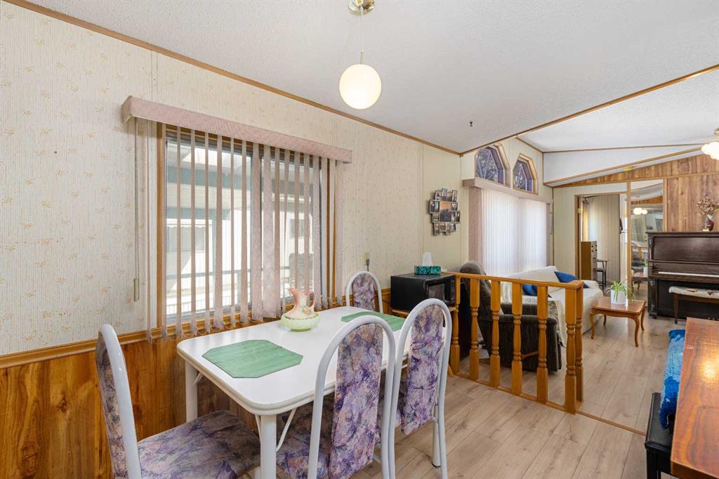 Fourth View of 71, 99 Arbour Lake Road NW, Arbour Lake, Calgary, Alberta, T3G 4E4