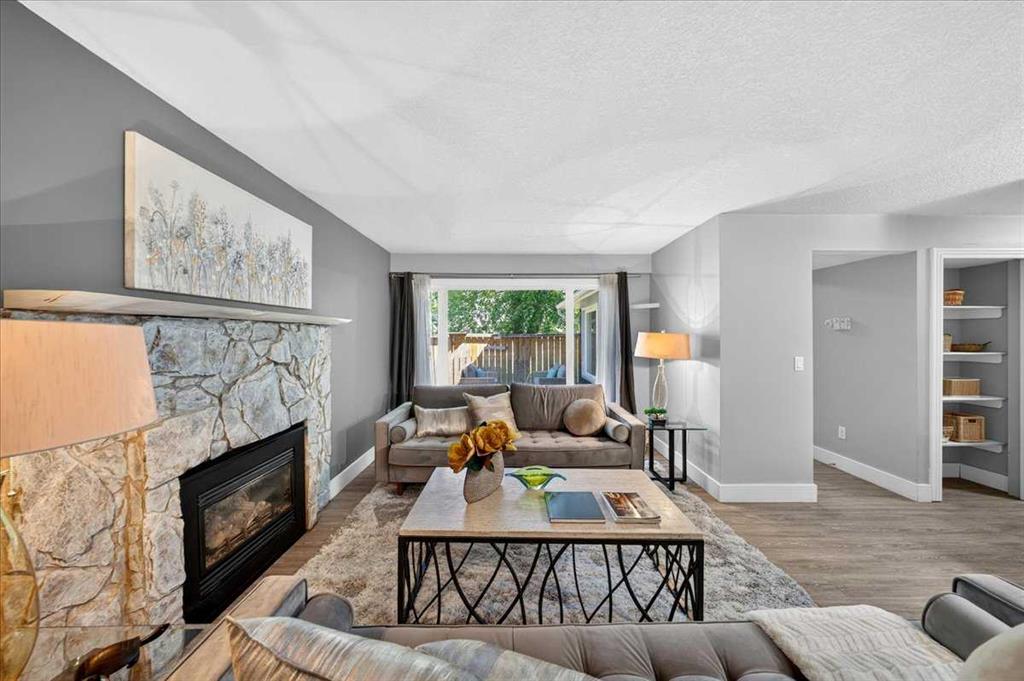 Fourth View of 166, 78 Glamis Green SW, Glamorgan, Calgary, Alberta, T3E 6V1