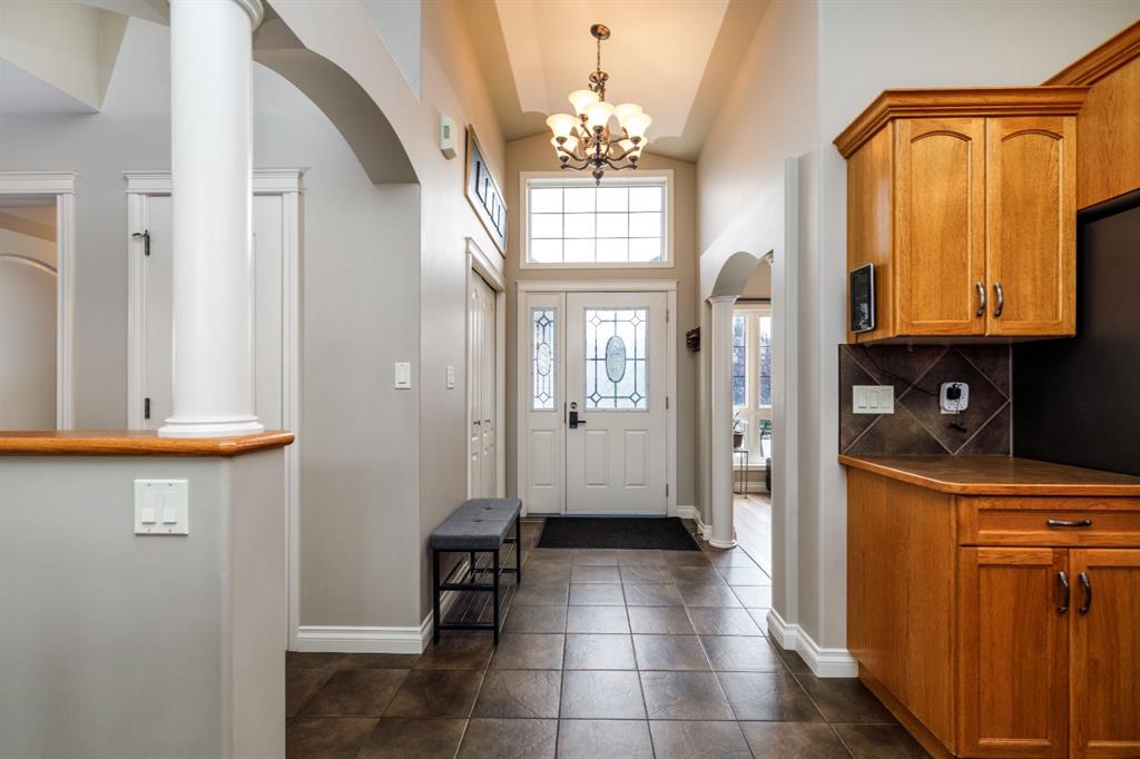 Fifth View of 136 Illingsworth Close , Inglewood West, Red Deer, Alberta, T4R 0B1