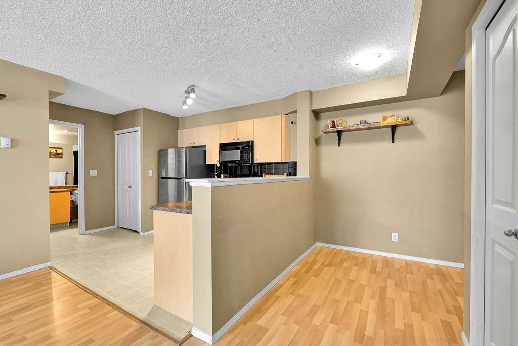 Fifth View of 716, 1111 6 Avenue SW, Downtown West End, Calgary, Alberta, T2P 5M5