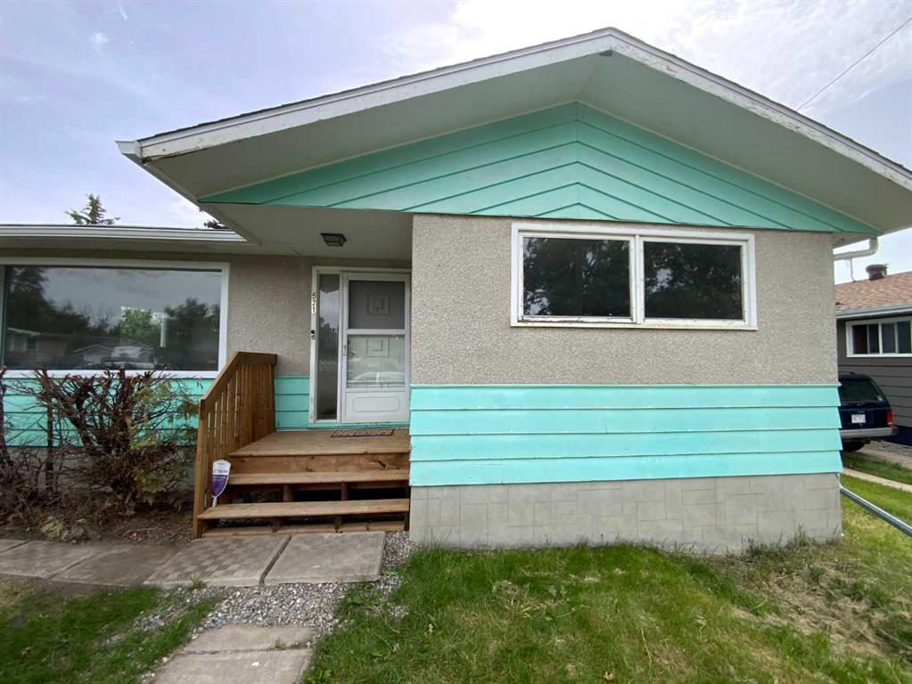 521 4 Street SE, A2324621, Alberta,