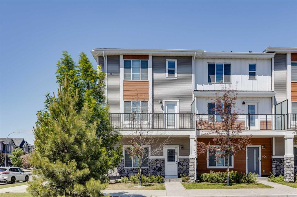 402, 669 Savanna Boulevard NE, A2324624, Alberta,