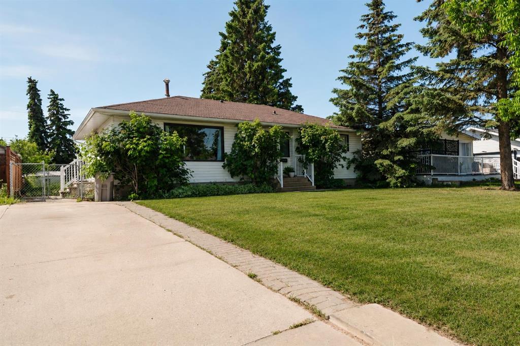 Third View of 10415 111 Avenue , Avondale, Grande Prairie, Alberta, T8V1T9