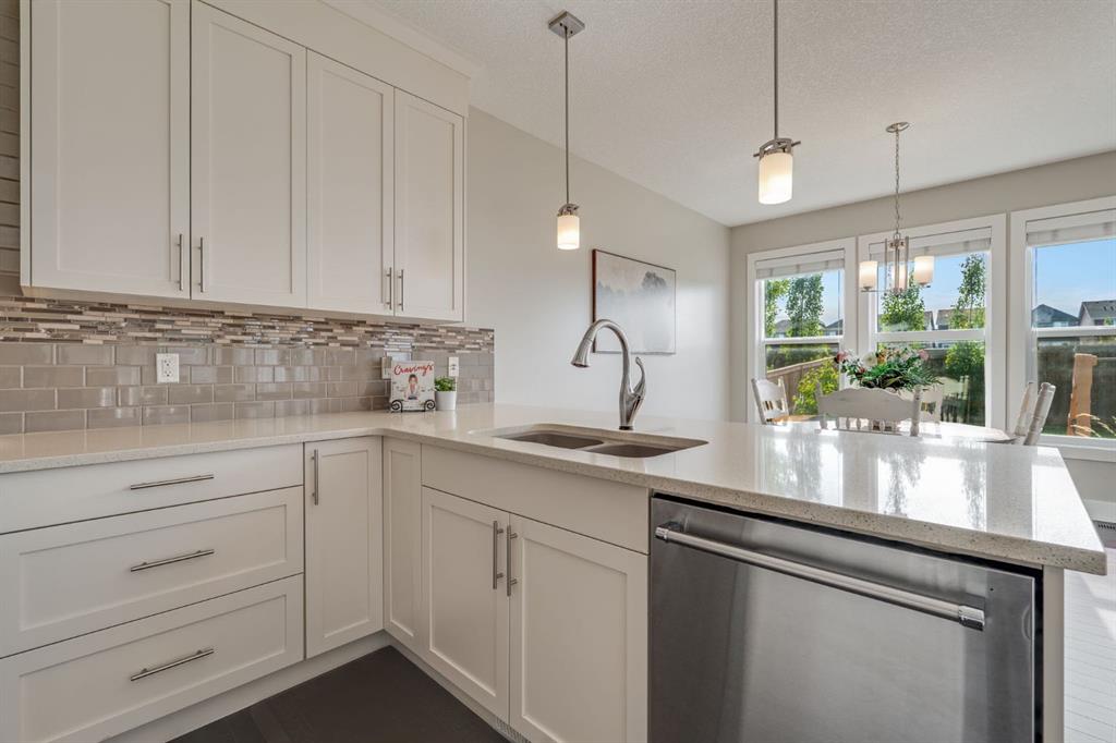 Fifth View of 198 Mahogany Passage SE, Mahogany, Calgary, Alberta, T3M 2J7